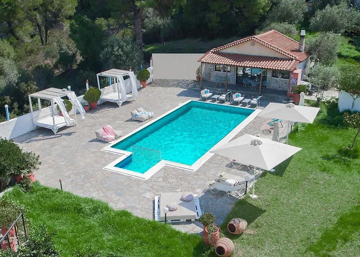 Angelos Studios Vromolimnos photo