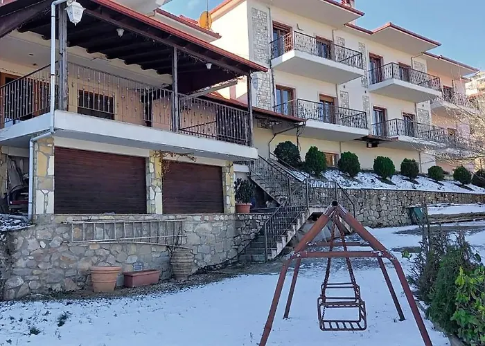 Ξενώνας Μενελαΐς - Menelais Apartments Thrapsimion photo