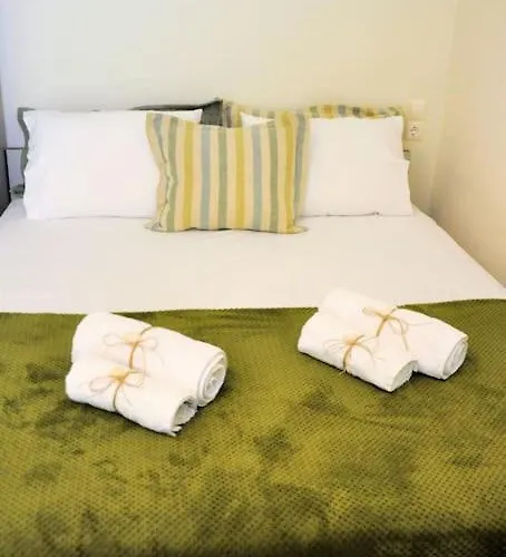 Family-Friendly Studio Near The Sea. Dhimini photo