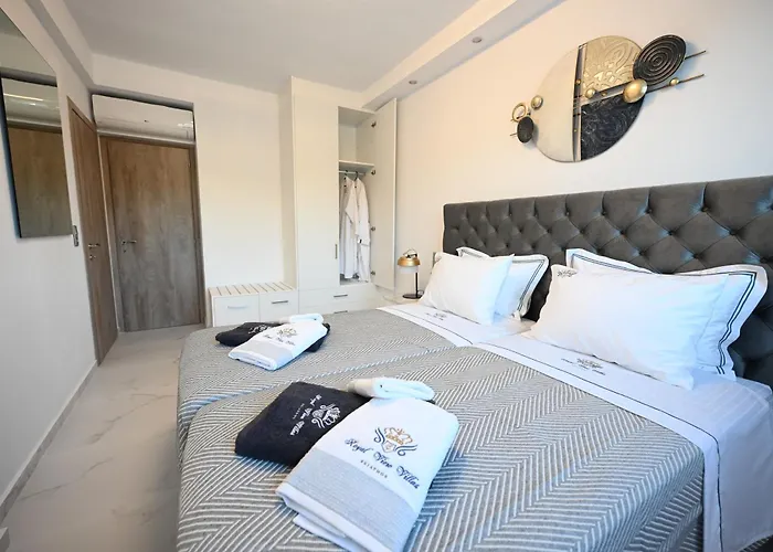 Photo de Royal View Villas Kanapitsa 