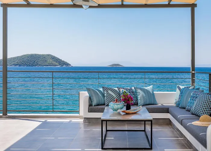 By The Sea Villa Neo Klima photo