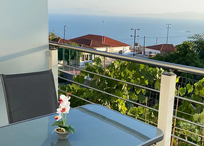 Alexandros Luxury Apartment Glossa photo