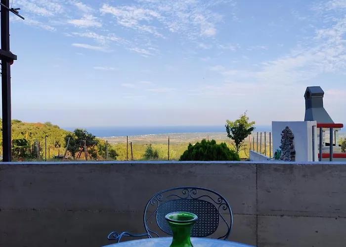Sea View Family Residence Aigani photo