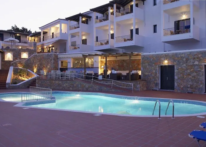 Atrium Of Alonissos Hotel Patitiri  photo