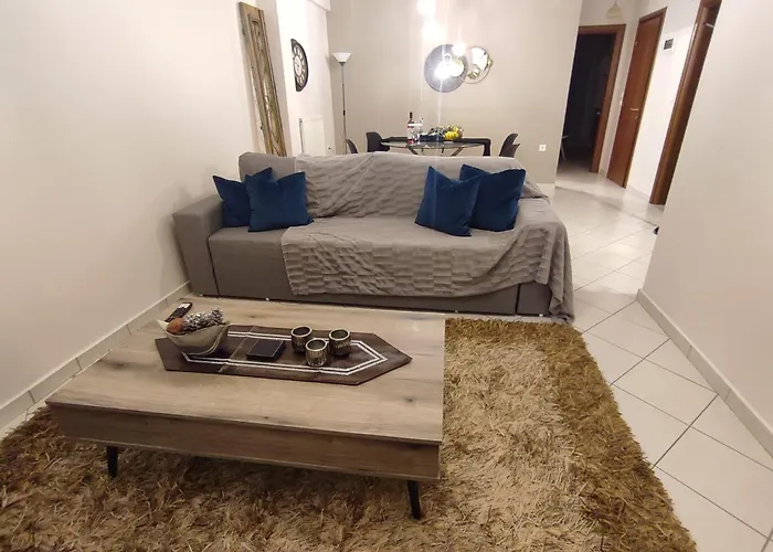 라리사 George'S Family House 아파트 사진